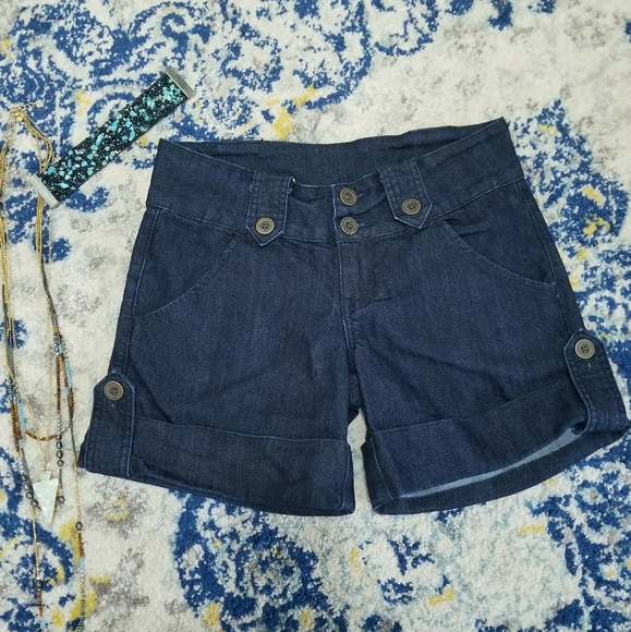 Lolo Dark Denim Tab Cuffed Flap Pocket Shorts 3 - Picture 1 of 4